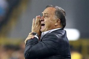 هلندی‌ها برای ششمین بار در خانه ادووکات را زدند