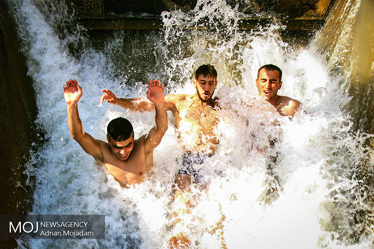 فرار از گرمای خوزستان