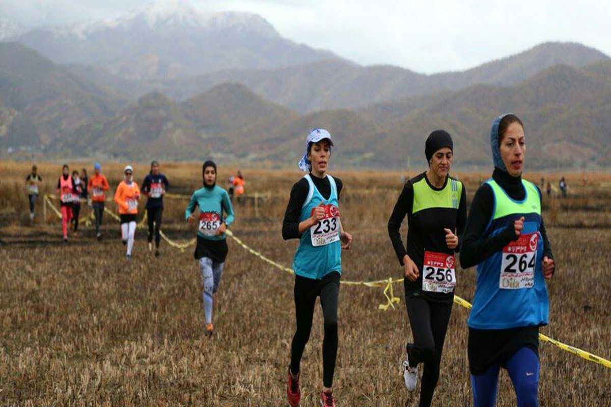 مسابقات دوومیدانی صحرایی بانوان