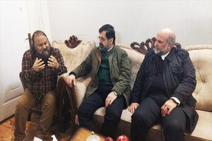 مدیرعامل صندوق اعتباری هنر و استاندار قم از کوروش زارعی عیادت کردند