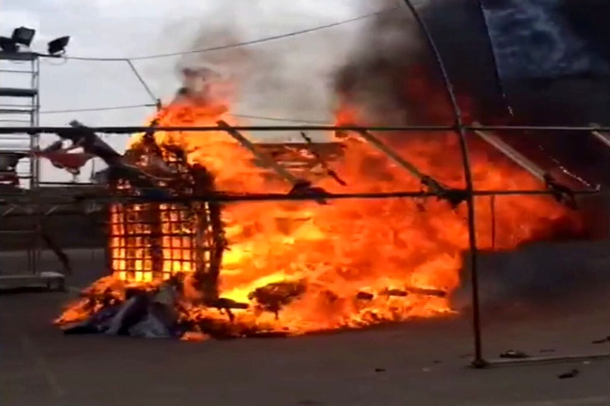 آتش سوزی نخل