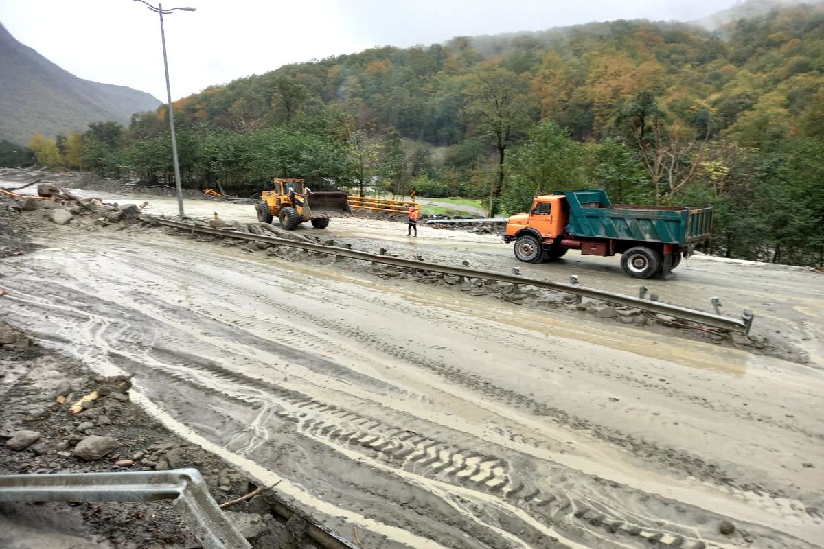 سیل در قطعه 4 آزادراه تهران شمال