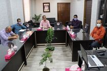 بررسی اصلاح فرم و ارتقای زیبایی نرده های جداکننده بلوارها با گیاهان پوششی