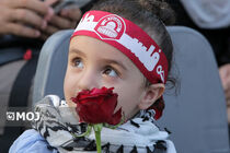 اهتزاز بزرگ‌ترین پرچم فلسطین