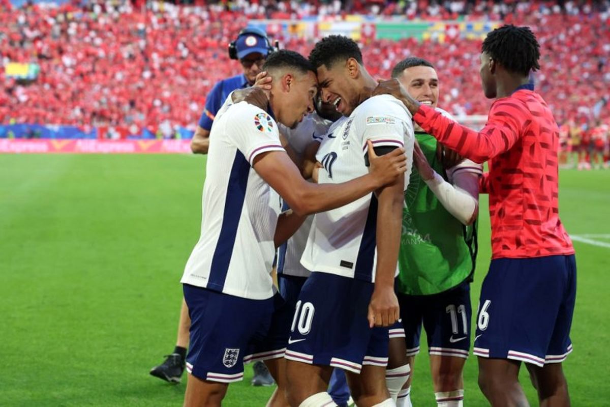 انگلیس و سوئیس