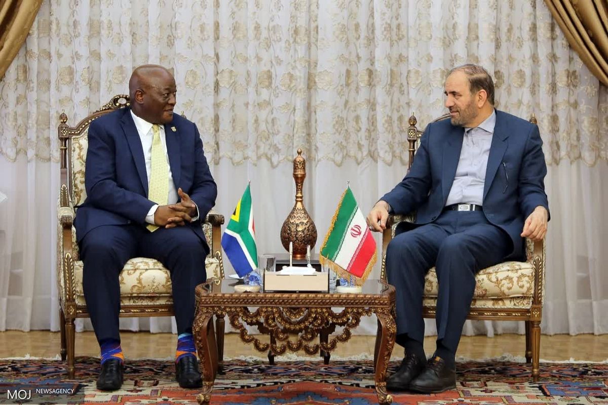 سفیر آفریقای جنوبی