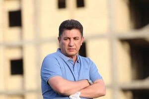 امیر قلعه‌ نویی خرید هواپیمای بویینگ ۷۲۷ را تکذیب کرد