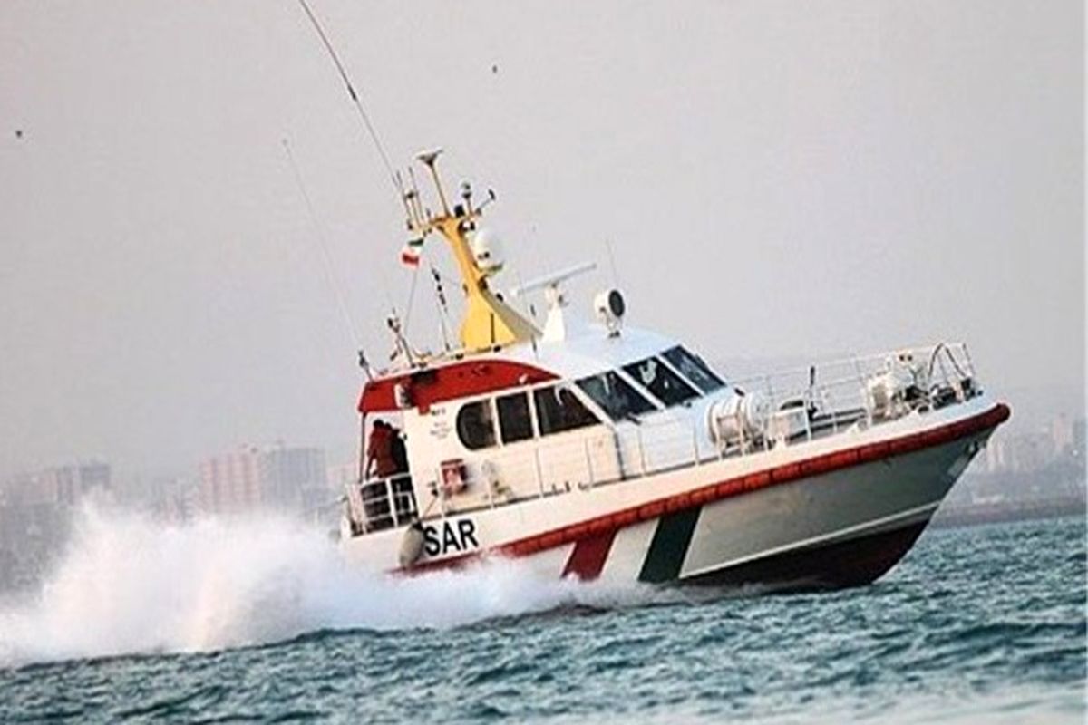 نجات سه دریانورد در جزیره فارور 