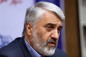 فاصله میان حوزه‌های اندیشه‌ای و دانشگاهی با حوزه‌های اجرایی مدیریت شهری باید کاهش یابد