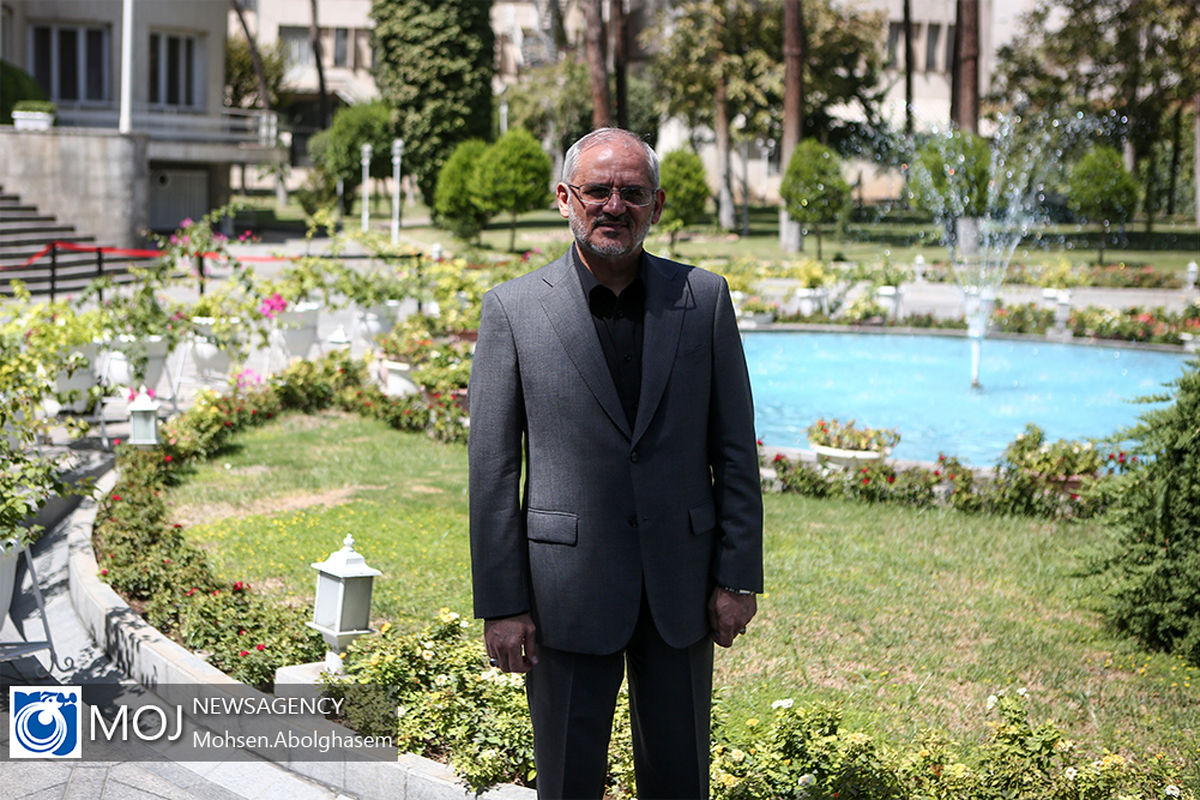 محسن حاجی میرزایی وزیر آموزش و پرورش