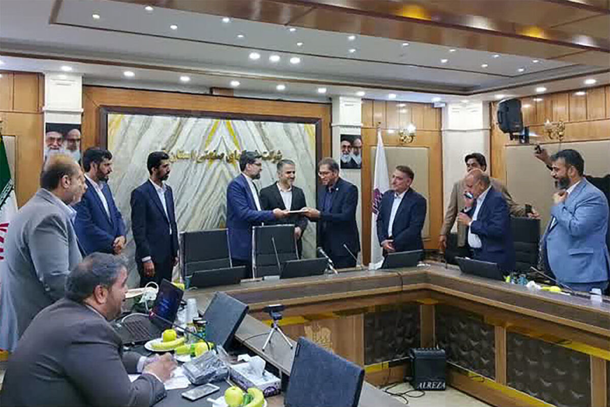 معارفه وحید آشتیانی