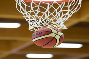 لبرون جیمز زنان با حجاب را تشویق می‌کند تا مسابقه دهند