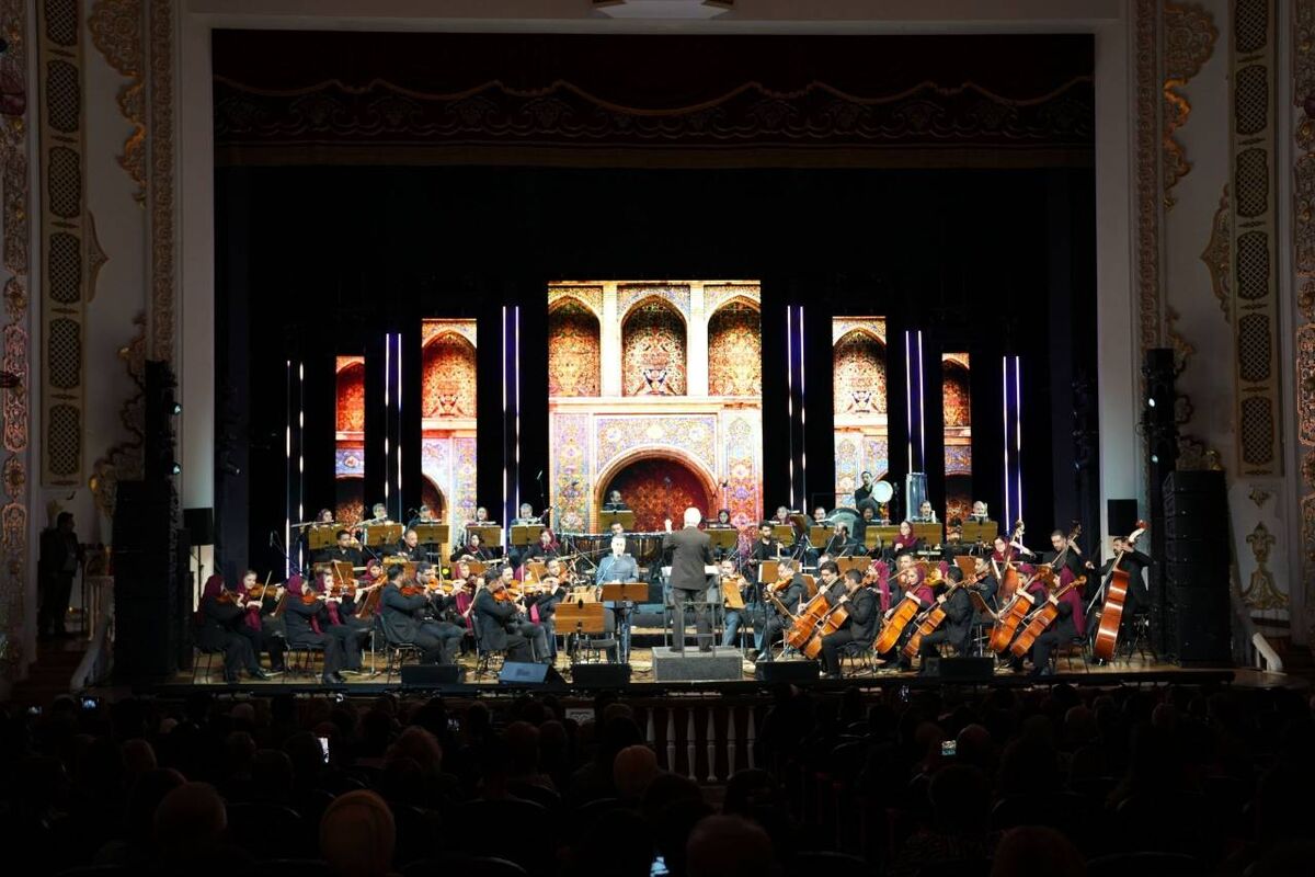 ارکستر موسیقی ملی ایران در روسیه