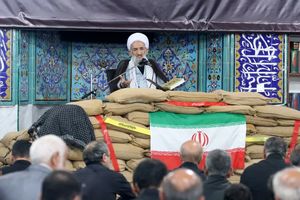 هزینه سازش با استکبار بسیار بیشتر از هزینه چالش با آن است