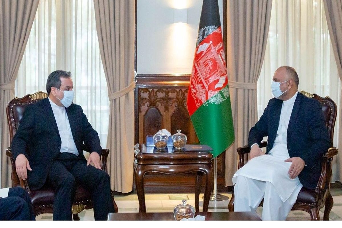 دیدار عراقچی با سرپرست وزارت امور خارجه افغانستان