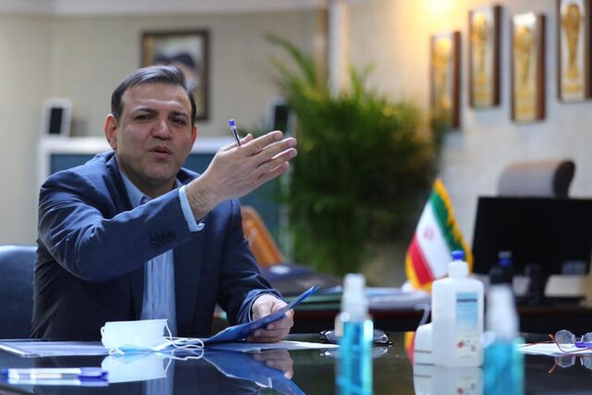 عزیزی‌ خادم