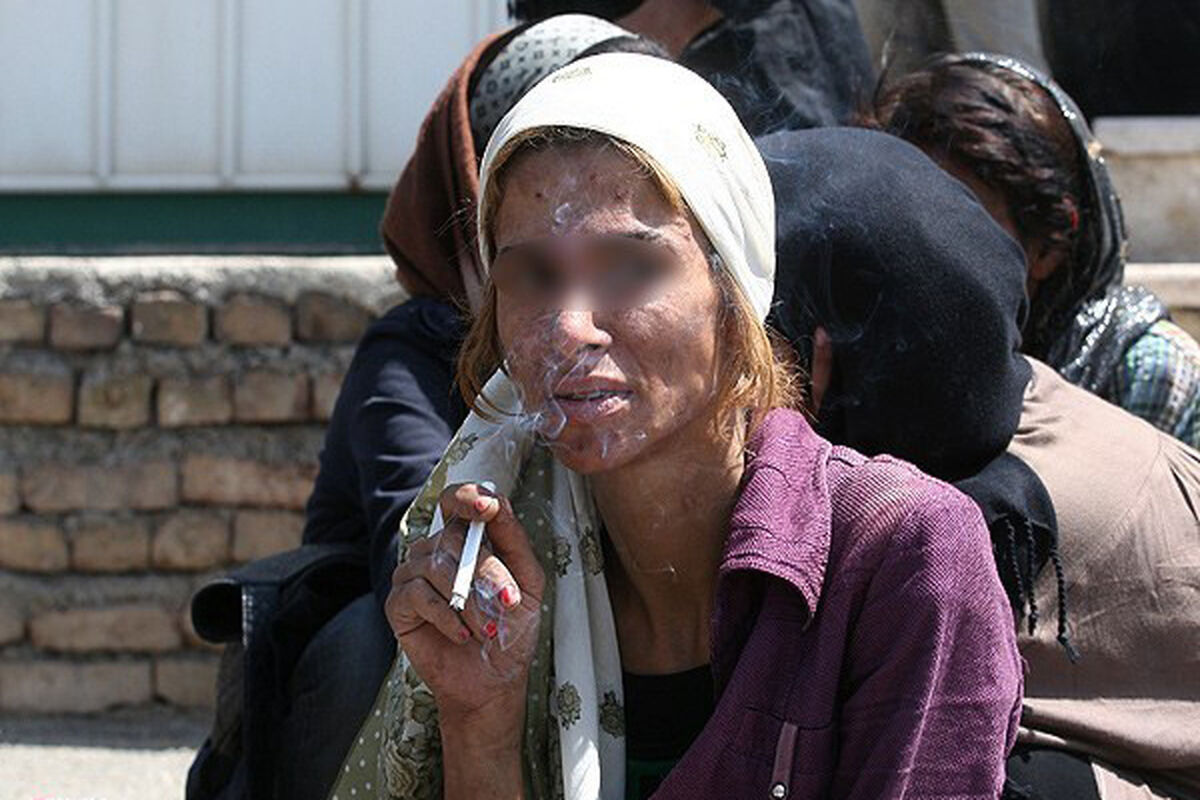 معتادان زن