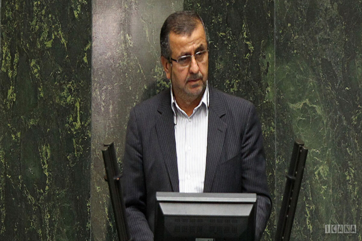 شریعت نژاد