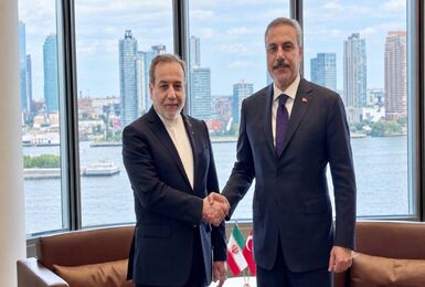وزیران خارجه ایران و ترکیه گفتگو کردند