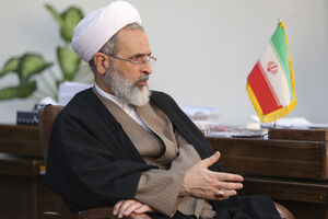 وظیفه هر  انسان آزاده‌ای است که در برابر قرآن سوزی ساکت ننشیند