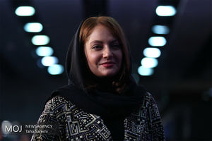 مهناز افشار در توییتر تولد فرح پهلوی را تبریک گفت! +عکس