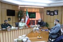 ابعاد معنوی و واقعیت های دفاع مقدس به نسل جدید شناسانده شود