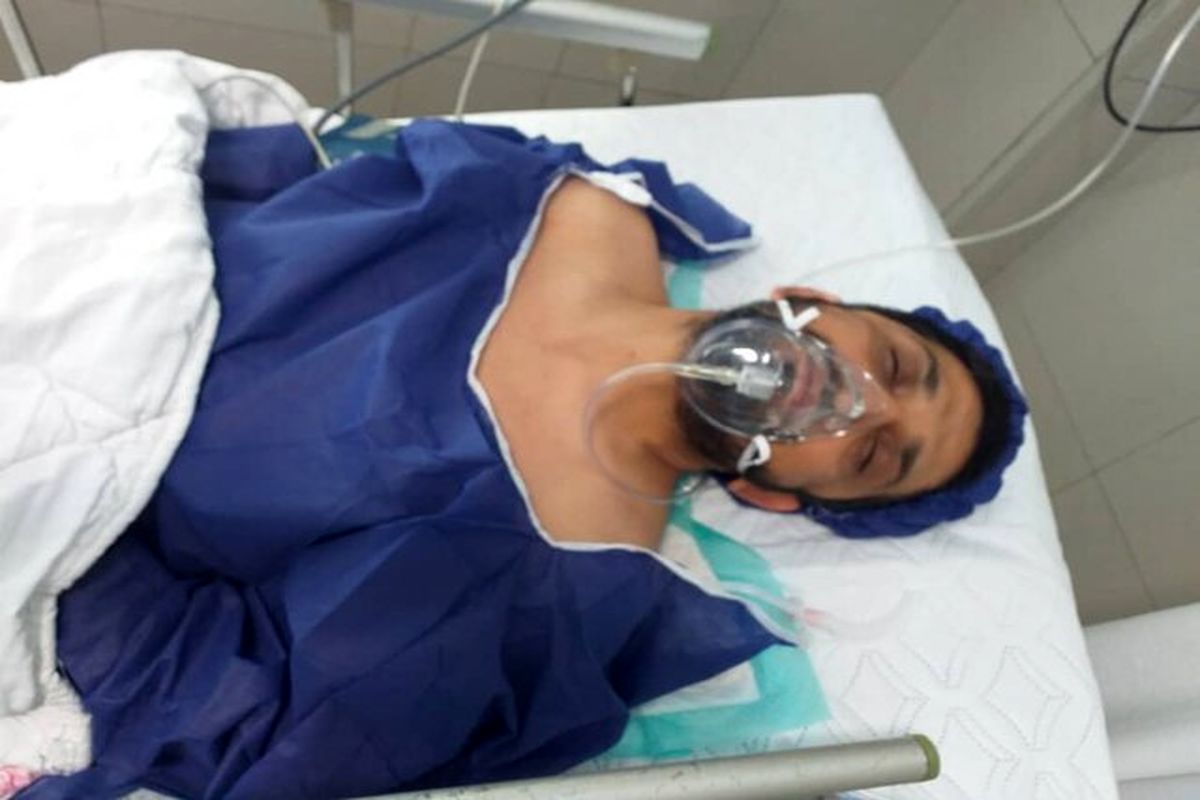 علیرضا دبیر