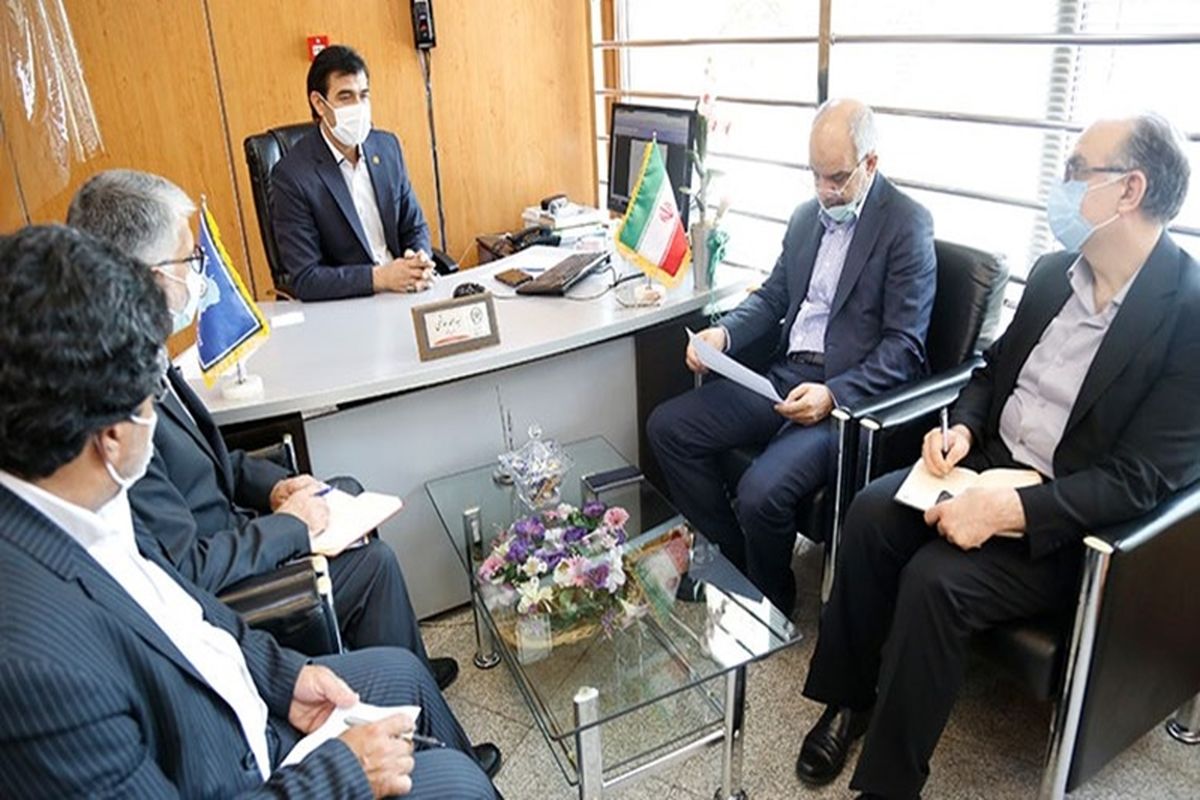 بازدید سرزده مدیرعامل بانک سپه از شعب ادغامی