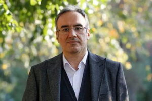 تیتر یک ایران «بیعت» است