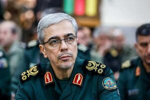 خدمات سپاه در تعمیق انقلاب اسلامی در داخل کشور قابل توجه است/ عصبانیت دشمن از جمهوری اسلامی ادامه دارد