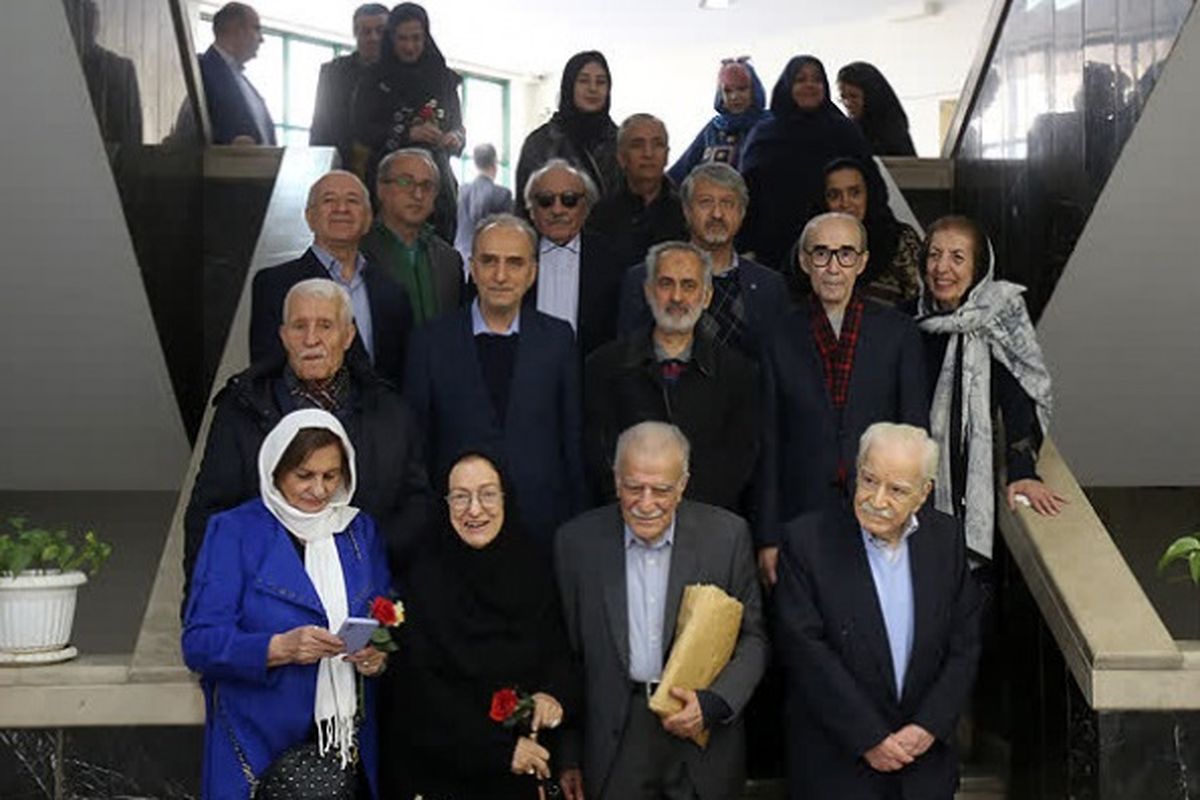 موسسان لغت‌نامه دهخدا