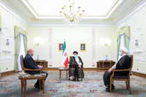 تاکید سران قوا بر حضور مسئولان در اجتماعات مردمی و گفت‌وگو با جوانان