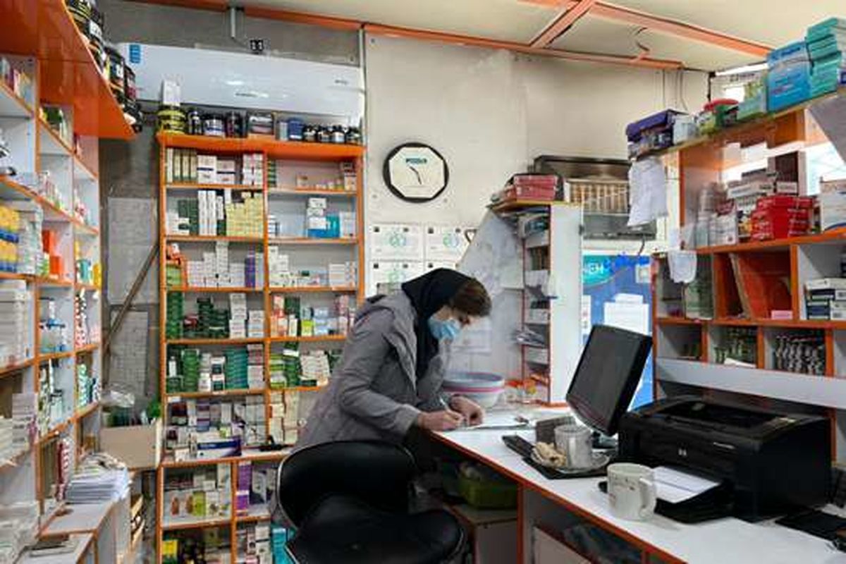 نظارت بر داروخانه های گیلان