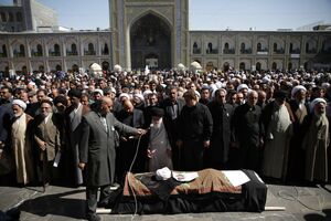 پیکر آیت‌الله معصومی شاهرودی در حرم امام هشتم(ع) تشییع شد
