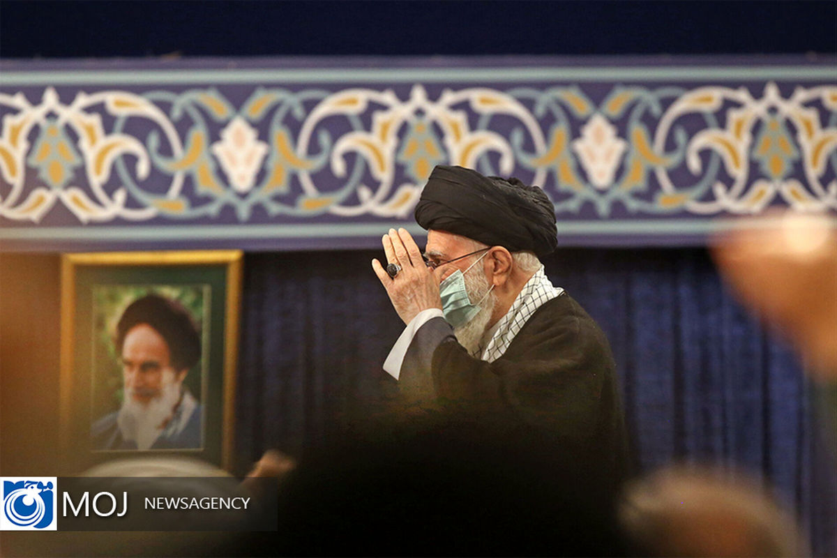 رهبر انقلاب