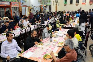 مراسم ضیافت افطاری برای معلولان جسمی حرکتی شهرضا برگزار شد