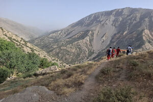 امدادرسانی به افراد گرفتار شده در ارتفاعات روستای سرپیر