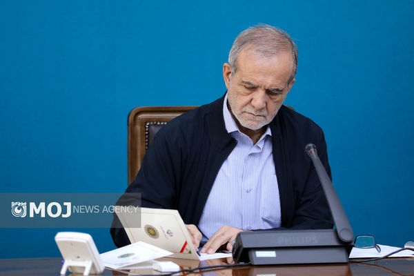 نقش مردم در میدان حل مسائل کلیدی است