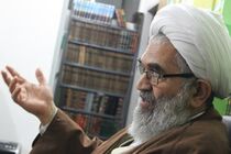 مردم باید با بصیرت در مقابل دشمنان بایستند