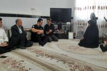 سرمربی تیم ملی کشتی به دیدار ۲ خانواده شهید فریمانی رفت