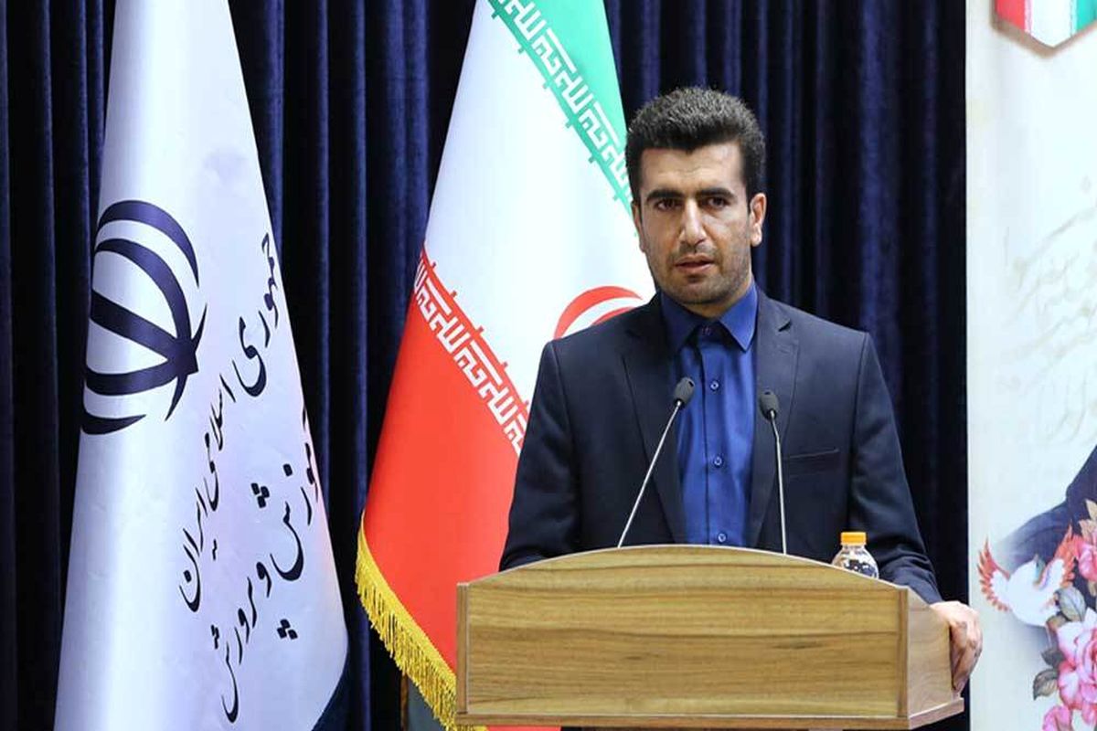 معاون وزیر آموزش و پرورش