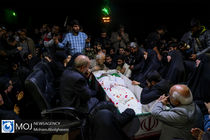 وداع با پیکر شهید مدافع حرم حامد سلطانی