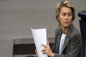 وزیر دفاع آلمان مواضع ترامپ درباره ناتو را مورد انتقاد قرار داد