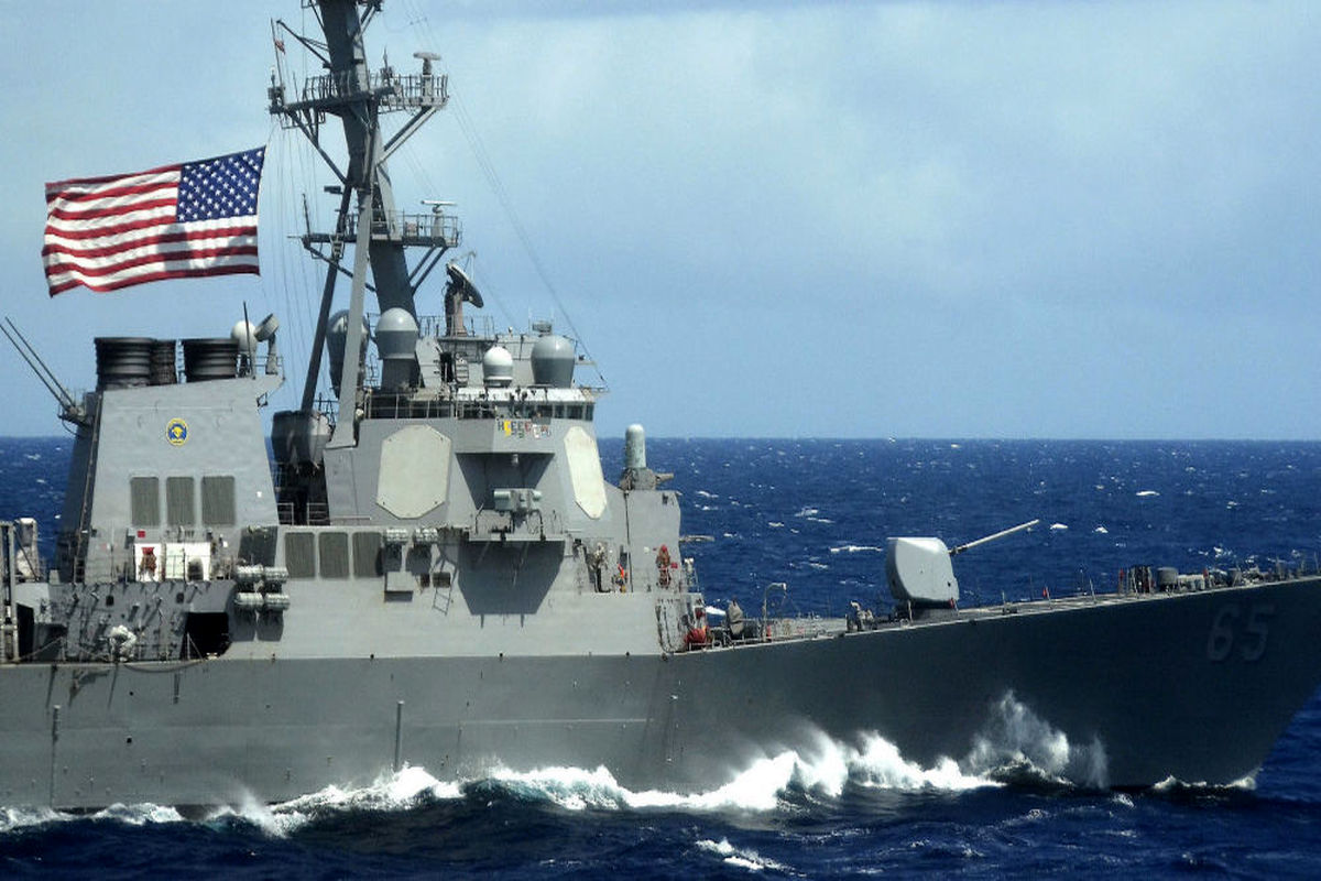 ناوشکن آمریکا