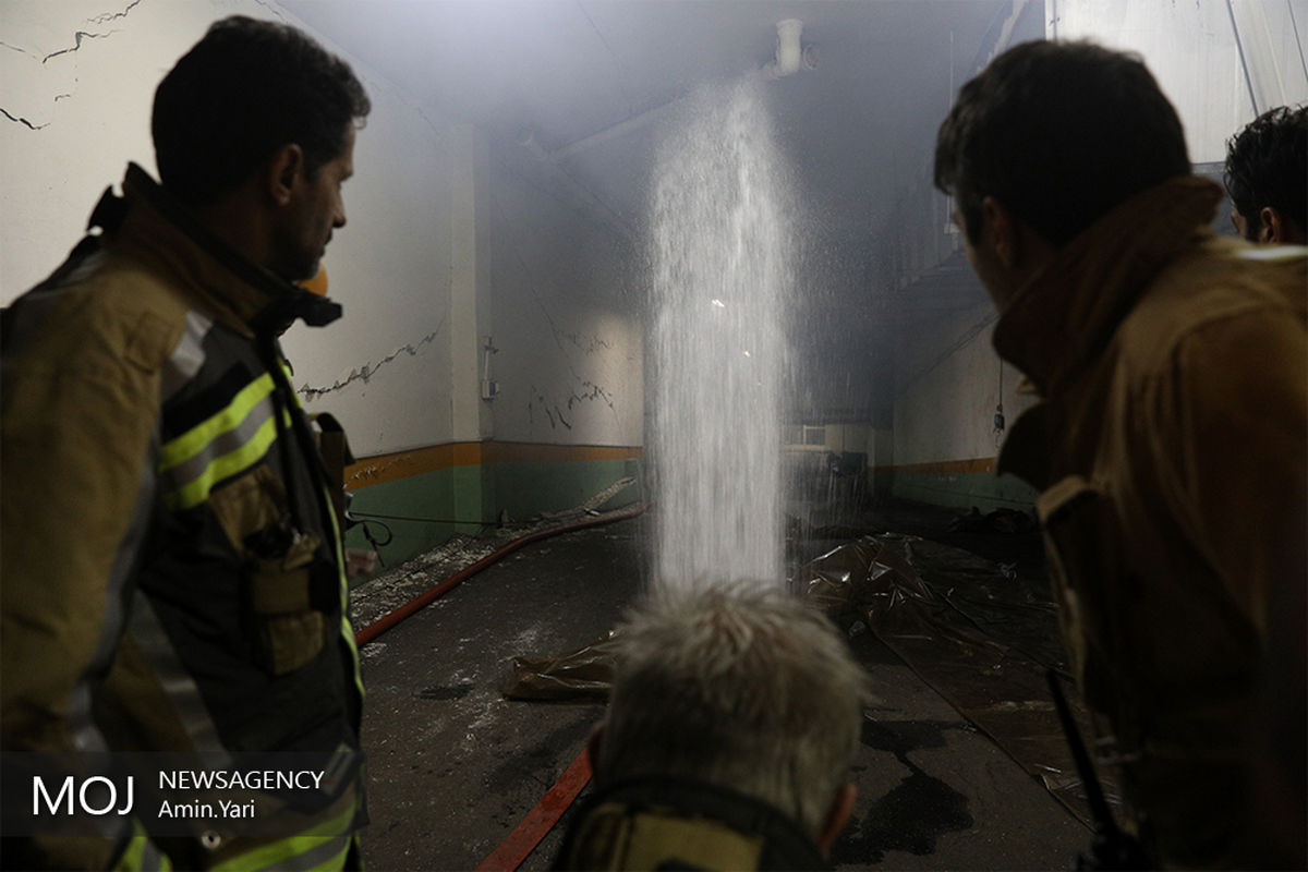 پایان مبارزه آتش نشانان با آتش حرارتی
