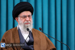 آیت‌الله ناصری با خضوع دل نورانی خود، بیان نافذی در جهت نشر معارف اخلاقی به کار می‌بُرد