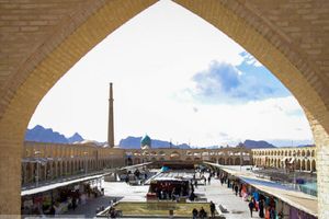 راه اندازی سامانه مکان‌مند شهر اصفهان به زبان انگلیسی