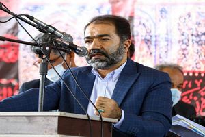 کشاورزان اصفهانی از نیروهای صدیق انقلاب و مدافع قسم خورده نظام هستند