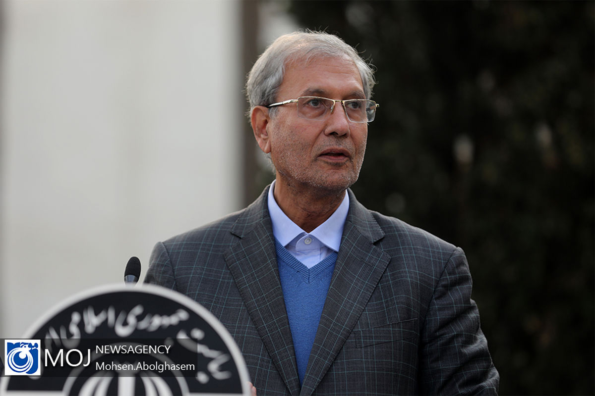 حاشیه جلسه هیات دولت -  ۶ آذر ۱۳۹۸/ ربیعی