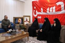 شهردار تهران با خانواده سرداران شهید «رشید» و «ربانی» دیدار کرد